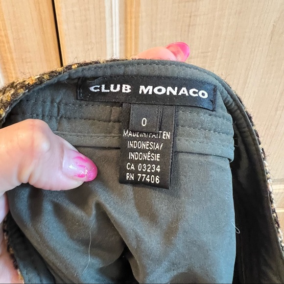 CLUB MONACO Wool Blend Pencil Skirt - Picture 5 of 7